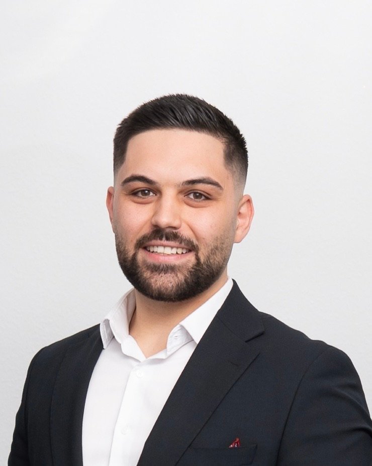 Salih Can Ayünal, independent insurance broker